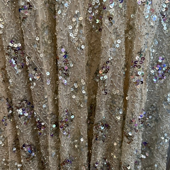 (383) ❤️ BNWT MAC DUGGAL GEOMETRIC EMBELLISHED EVENING GOWN STYLE 5021 - Picture 5 of 9